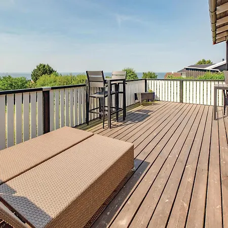 Three-bedroom Holiday In * スラーエルセ