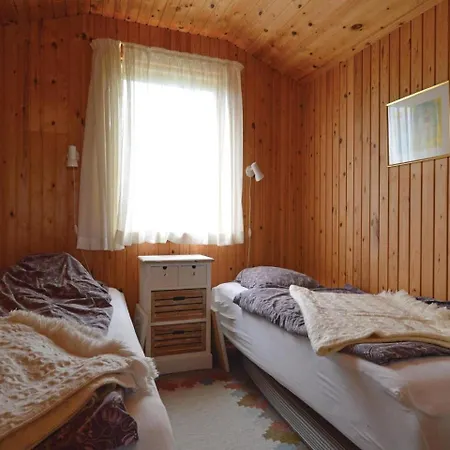 Three-bedroom Holiday In 別荘 *